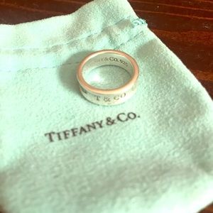 Tiffany & Co. 1837 ring